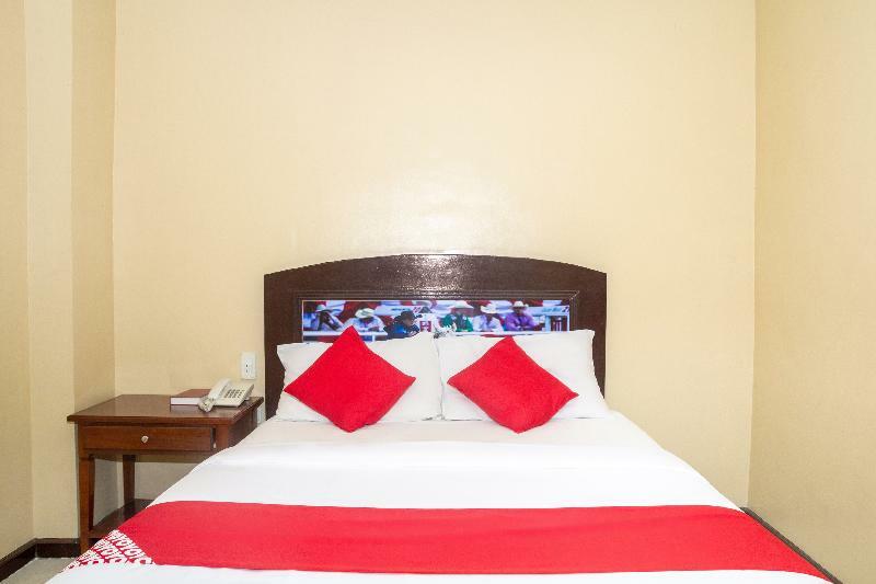 Oyo 133 Jazzy James Country Hotel 2 Davao Экстерьер фото