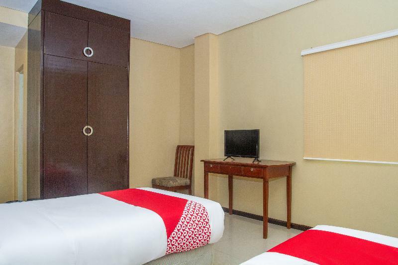 Oyo 133 Jazzy James Country Hotel 2 Davao Экстерьер фото
